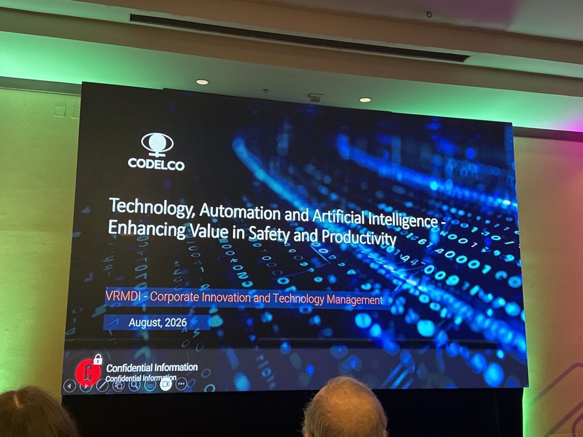 Diapositiva de apertura: «Technology, Automation and Artificial Intelligence – Enhancing Value in Safety and Productivity» (Codelco, agosto 2026).